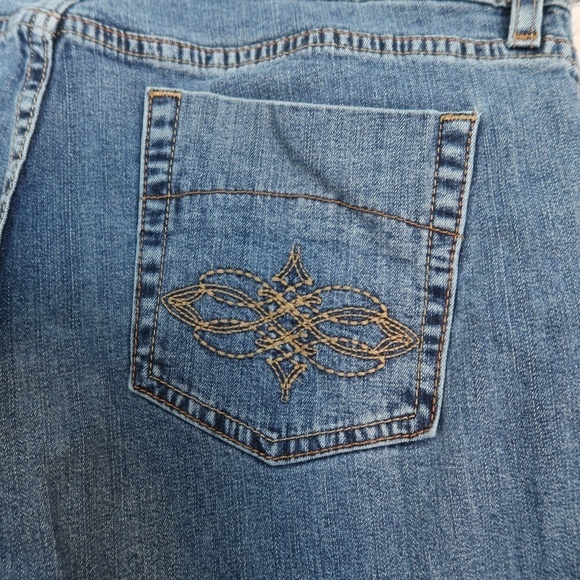 Levi's Signature Modern Bootcut 32x29 Dark Wash Mid Rise - Picture 8 of 15